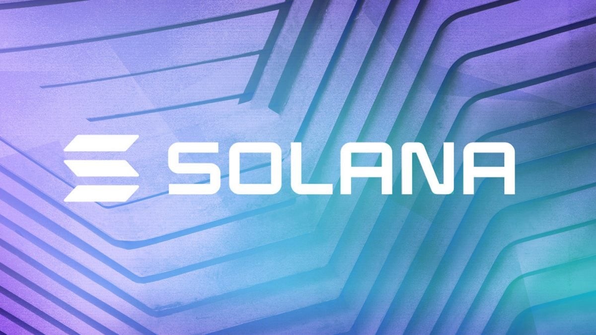 Solana trading volume reaches peak in more than a year as memecoin rises